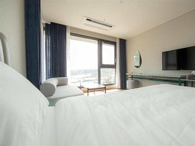 Hotel Seogwipean Seogwipo Eksteriør billede