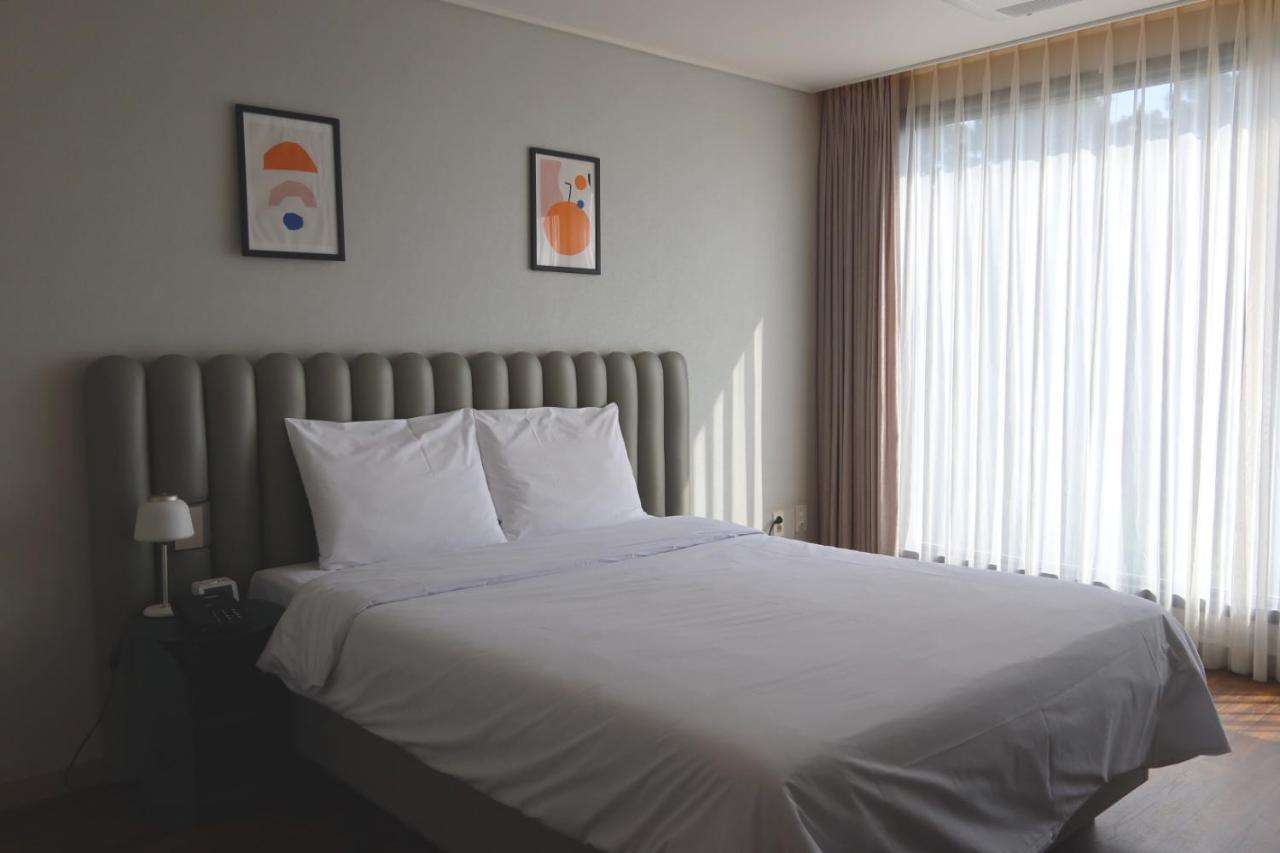Hotel Seogwipean Seogwipo Eksteriør billede