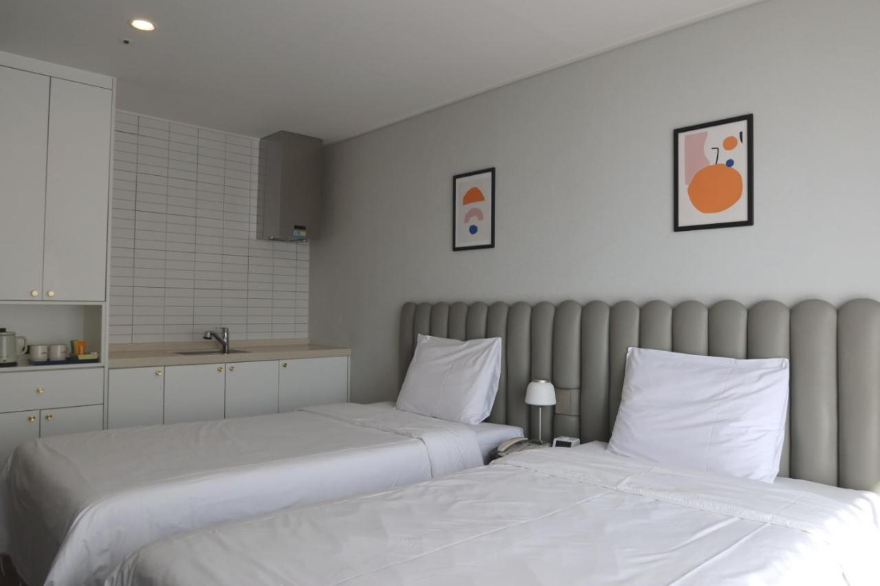 Hotel Seogwipean Seogwipo Eksteriør billede
