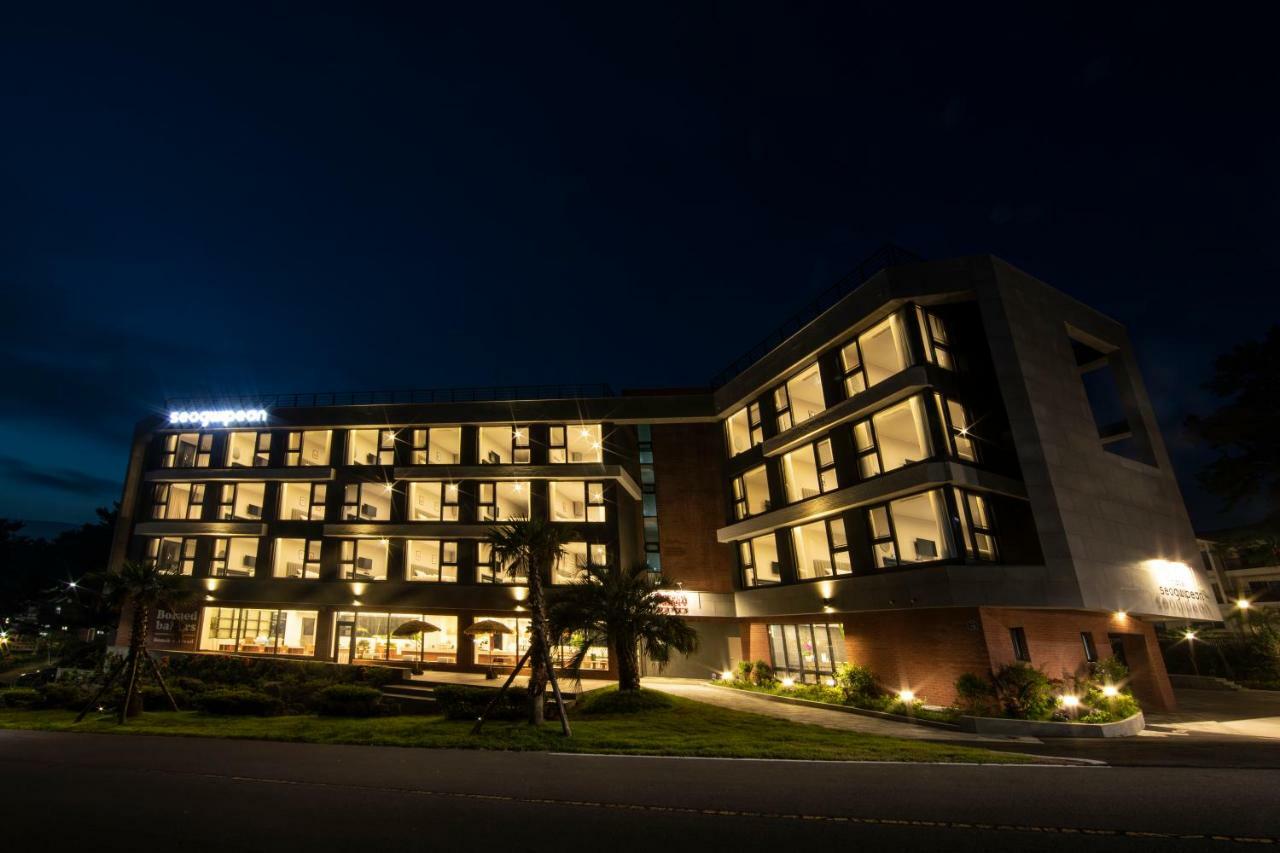 Hotel Seogwipean Seogwipo Eksteriør billede